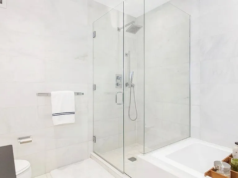 75 Wall St #37O — Photo 10