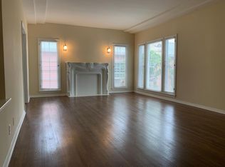 419 N Doheny Dr, Beverly Hills, CA 90210
