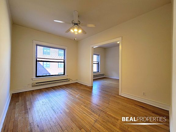 2nd image of 821 W Waveland Ave #N2