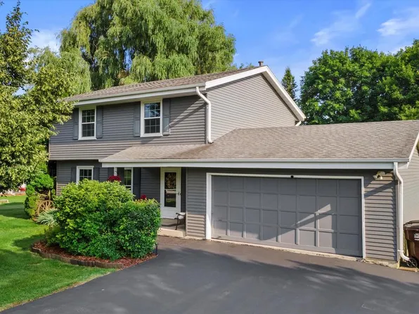 25815 Portsmouth ROAD, Wind Lake, WI 53185