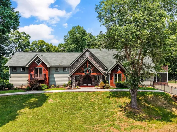 1212 Oglesby Rd, Knoxville, TN 37914