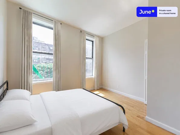 252 Madison St, Brooklyn, NY