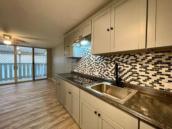 5th image of 85-933 Bayview St APT 117