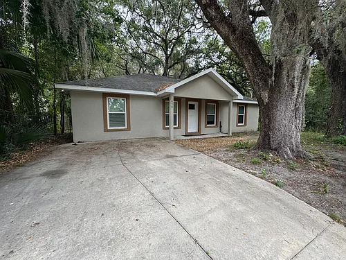 1820 E University Ave Photo 1