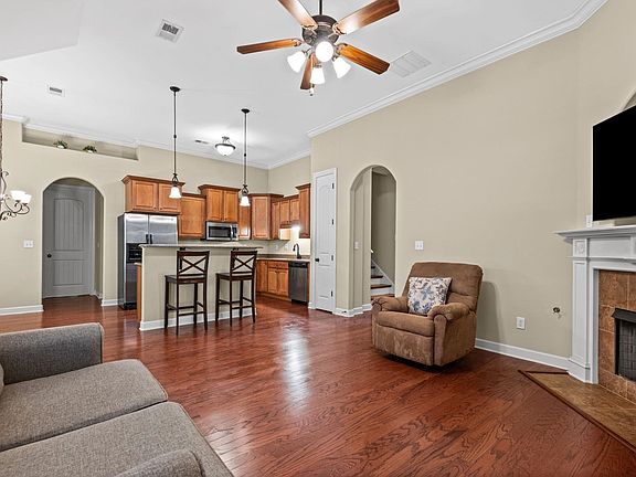 5th image of 5388 Meadowbriar Trl