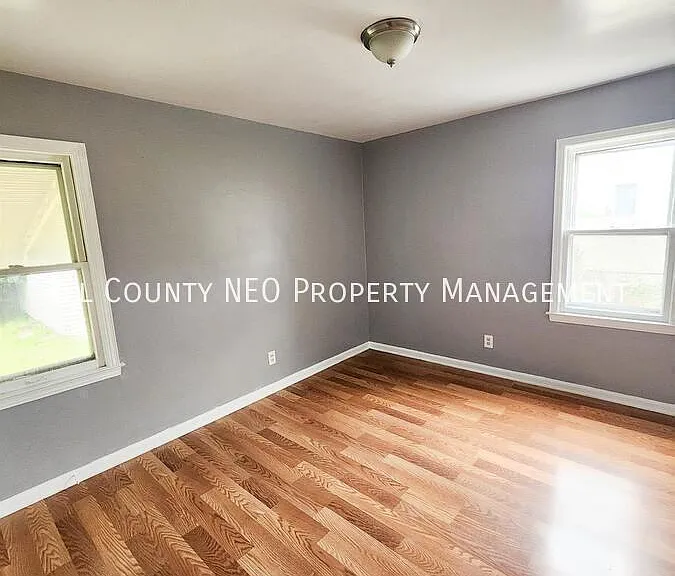 16409 Cloverside Ave — Photo 14