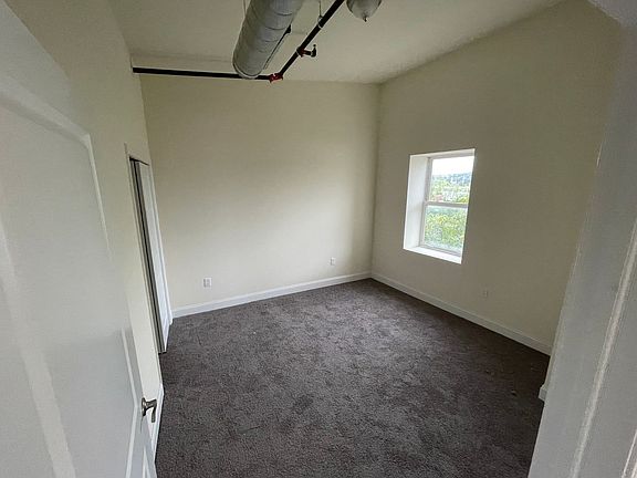 3rd image of 883 Broadway #406