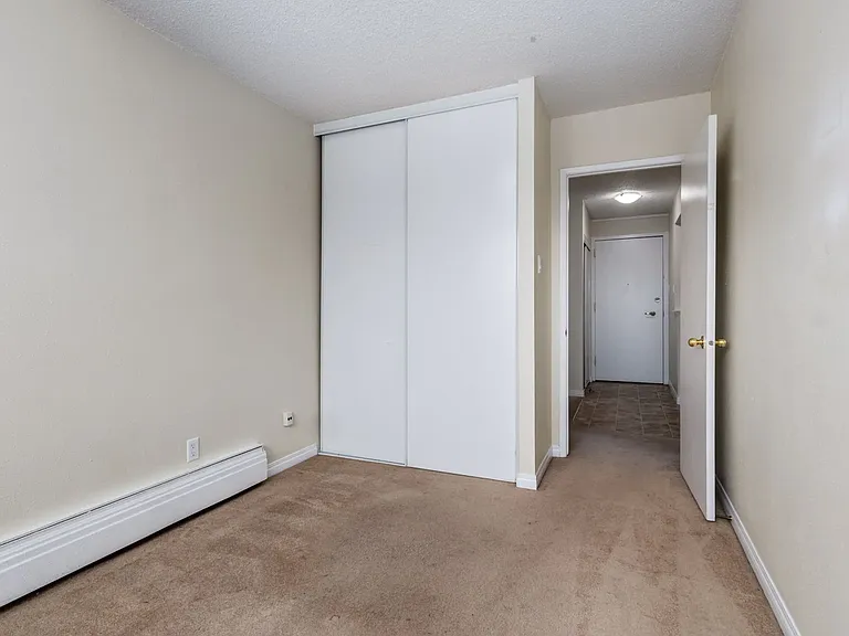 9700 Bonaventure Dr SE — Photo 28