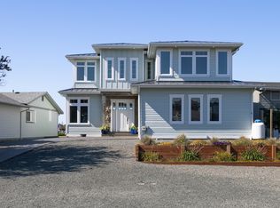 4001 Saltspring Dr, Ferndale, WA 98248