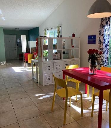 3rd image of 4203 Cherrywood Ct