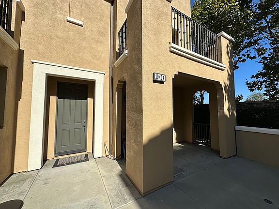 2nd image of 10404 Cherrylaurel Ct