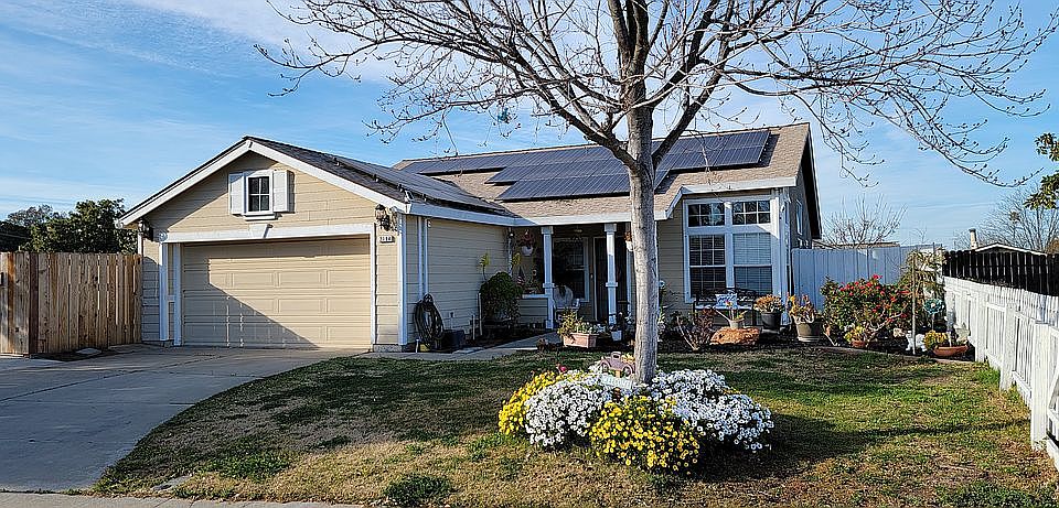 2nd image of 2194 Megan Dr