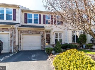 82 Brookview Ln, Pottstown, PA 19464