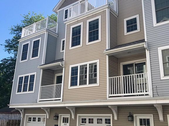 2nd image of 1125 Auburn Ave