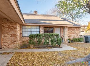 724 Woodcrest Cir, New Braunfels, TX 78130