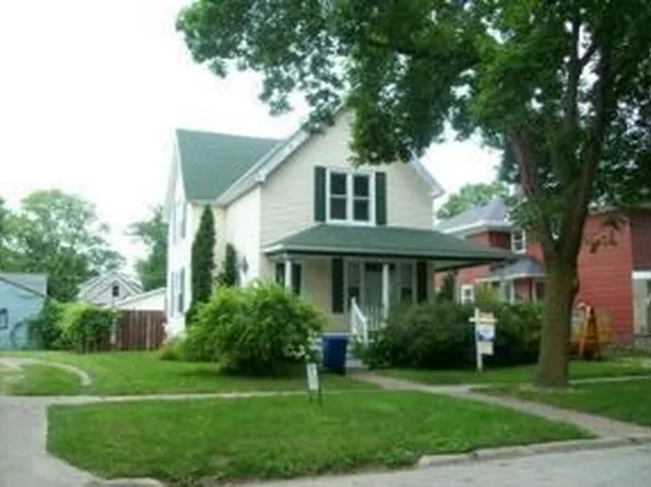 710 Elmore St, Green Bay, WI 54303