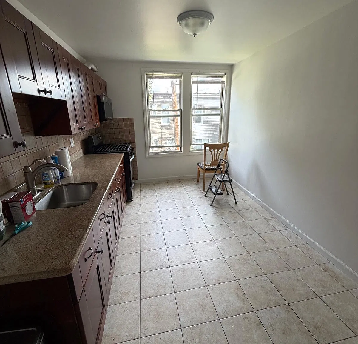 3 bed, $3,150 — Photo 3