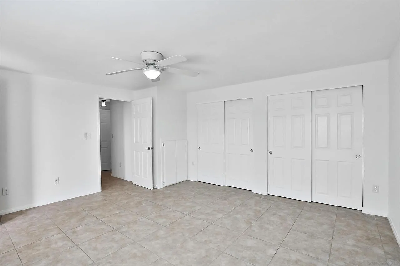 1628 Helix St — Photo 3