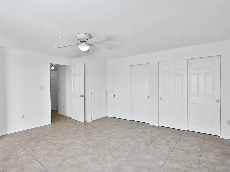 1628 Helix St — Photo 2