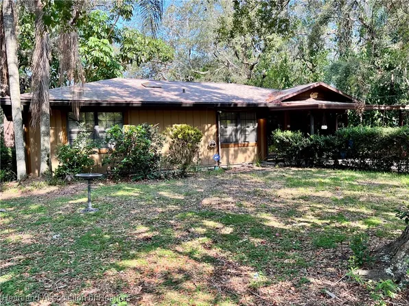 1801 Colmar Ave, Sebring, FL 33870