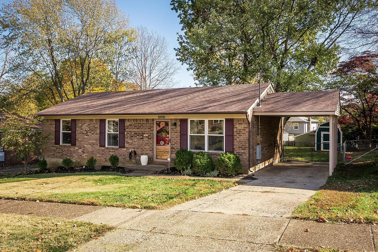 10910 Conti Ln photo 1