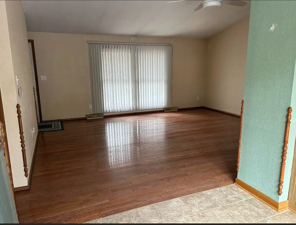 11811 Mill St — Photo 3