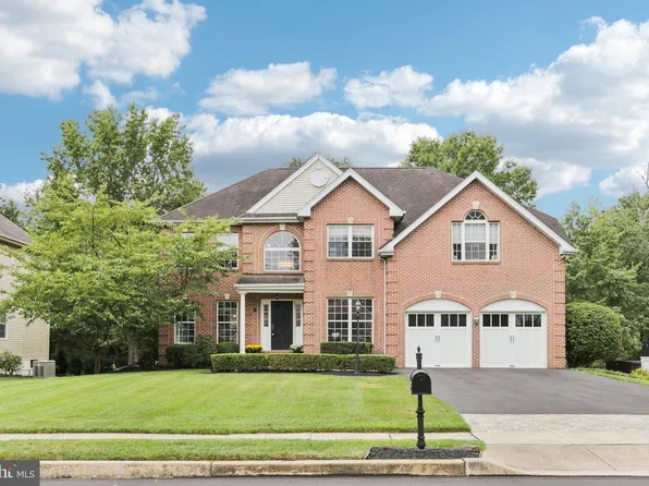 416 Aspen Ln, Hatboro, PA 19040