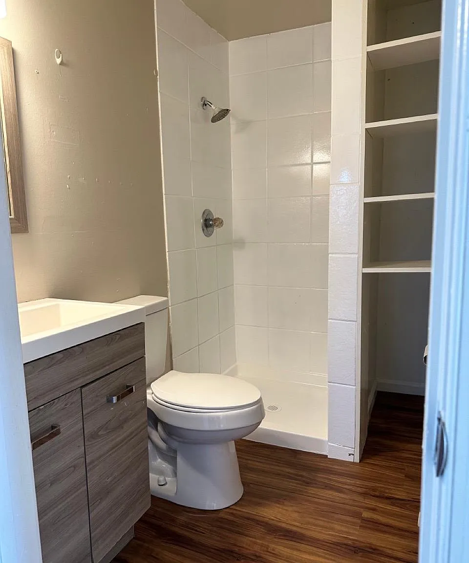1 bed, 700 sqft, $1,400 — Photo 3