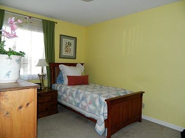 4th image of 771 Willow Creek Dr