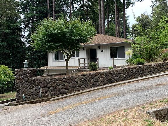 2nd image of 251 Loma Verde Pl