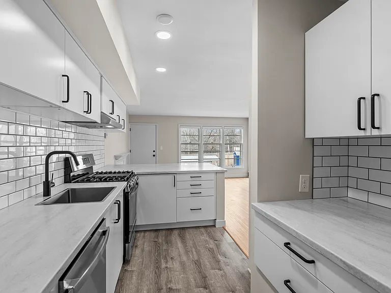 4705 France Ave S — Photo 31