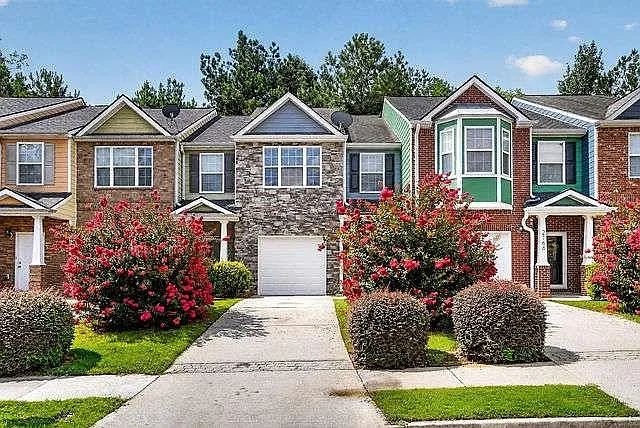 2764 Haligan Point