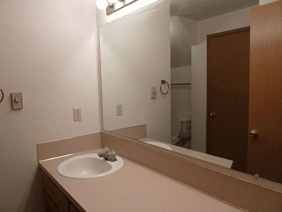 4th image of 20014 55th Avenue Ct E