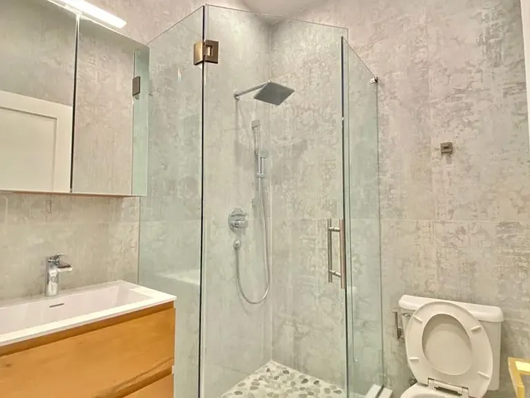 1824 Chestnut St #22 — Photo 9