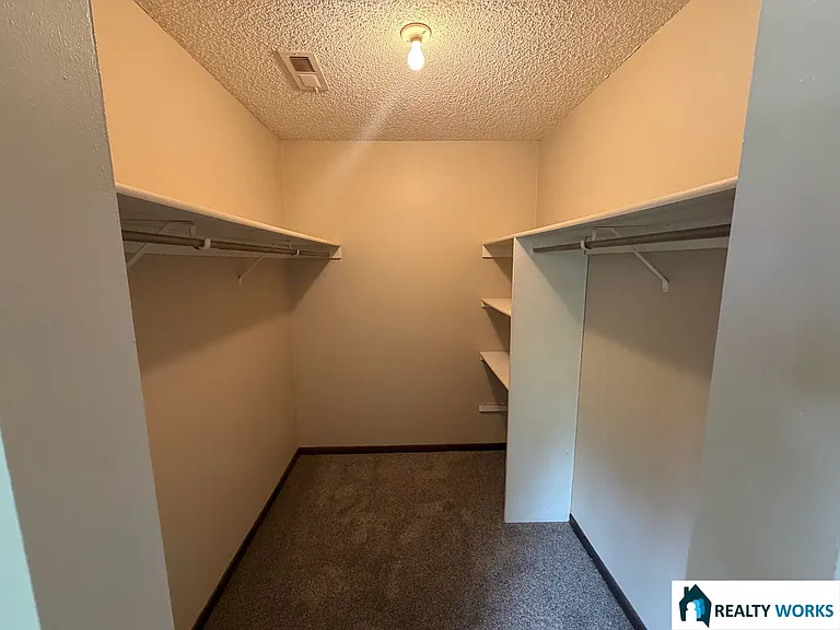 617 S 19th St — Photo 5