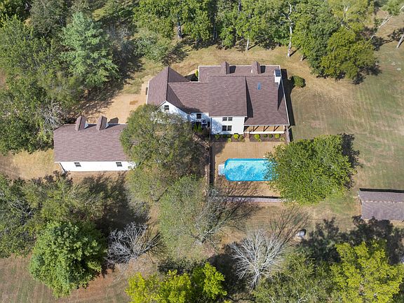 5th image of 9597 Link Rd