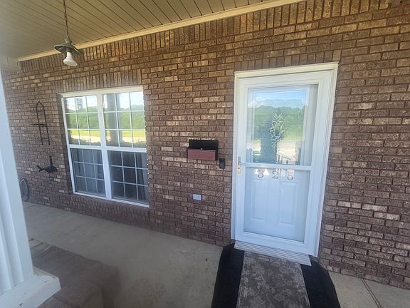 2nd image of 326 Stratford Dr