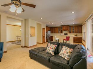6815 Vista Del Sol Dr NW, Albuquerque, NM 87120