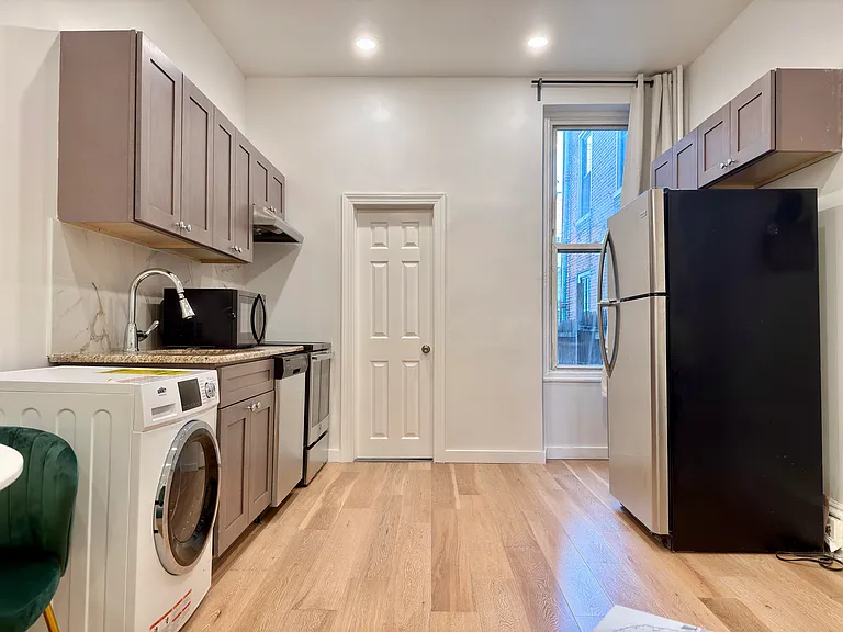2129 Pine St #1F — Photo 5