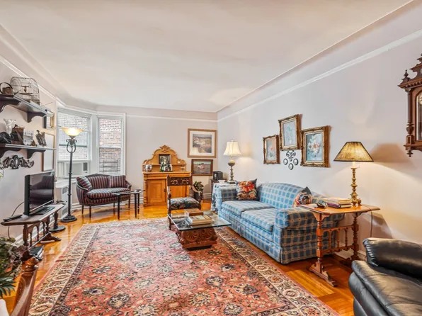 111-15 75th Avenue image 2 of 13