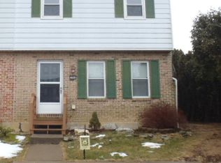 5664 Wedge Ln, Allentown, PA 18106