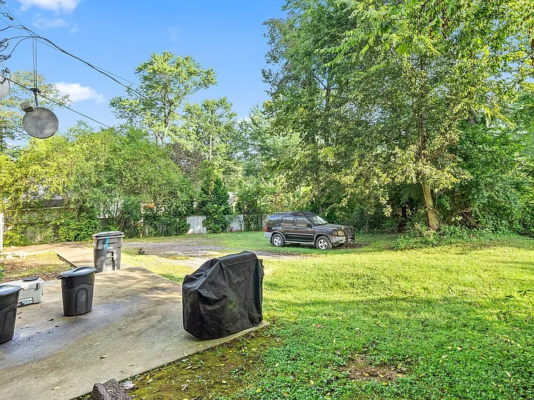 Park Ln - 221 — Photo 19