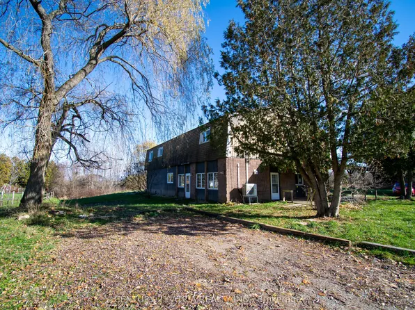 119 Knapp St, Rideau Lakes, ON K0G 1E0