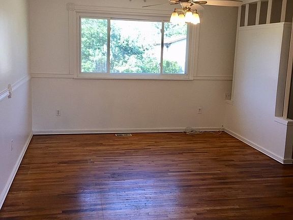 4th image of 4516 Chesterfield Blvd NW