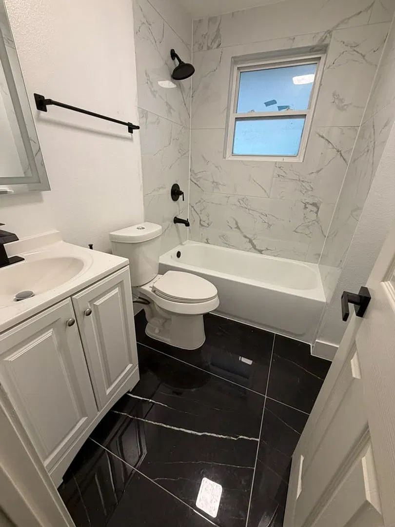 Beautiful Home In West Orange. Move In Ready!. — Photo 4