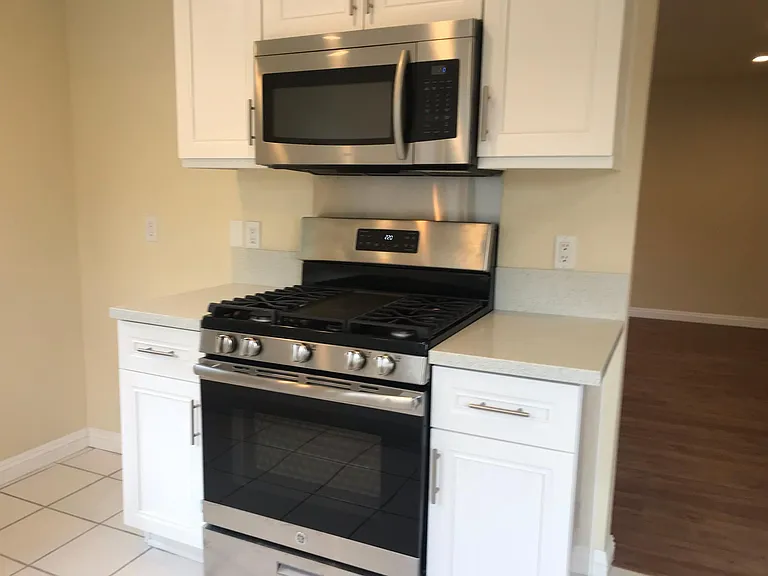 49 S Craig Ave #4 — Photo 8