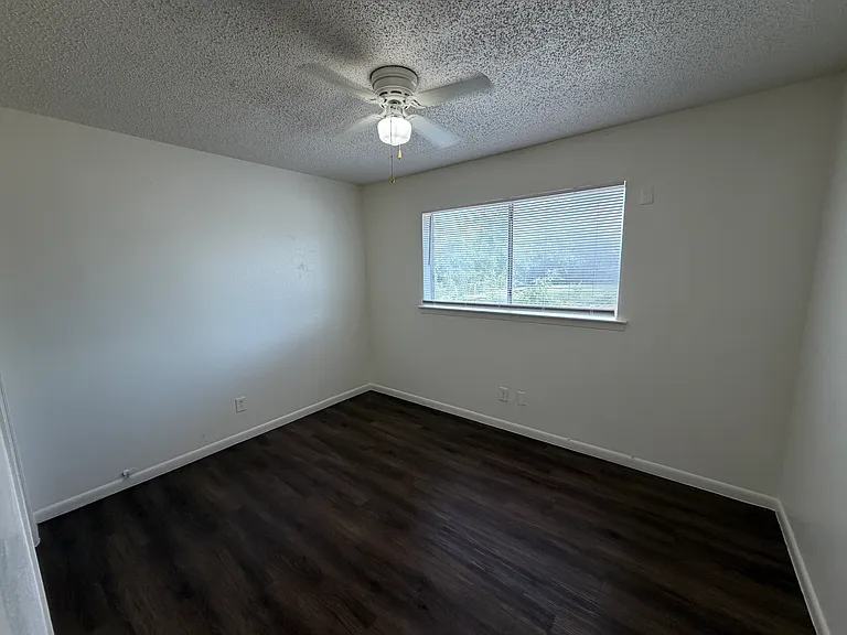 3920 Redstone Rd — Photo 12