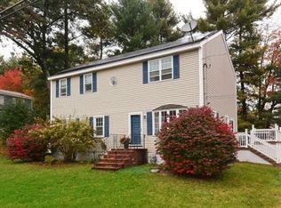 31 Springdale Rd, Dracut, MA 01826