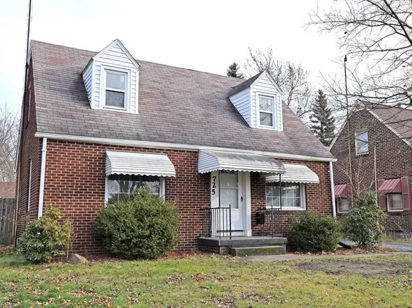 725 Kenmore Ave SE, Warren, OH 44484