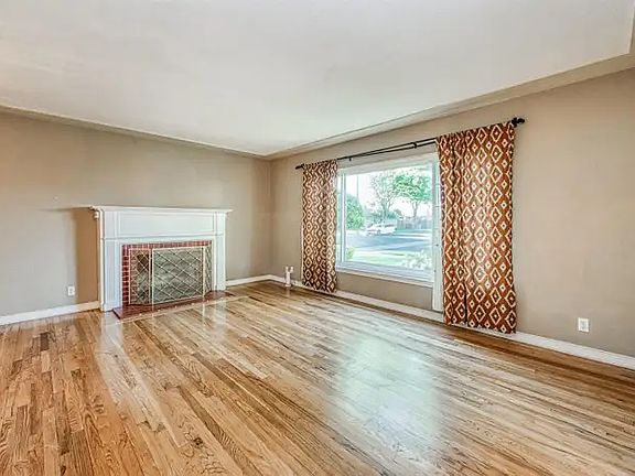 4th image of 845 W Fedora Ave